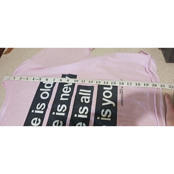 Lyrics by Lennon and McCartney All you need is love Cropped Pink T Size L - Picture 3 of 4